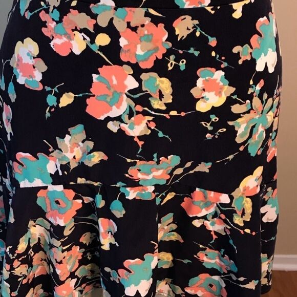 Soprano Navy Floral Hi-Lo Skirt Medium, M - Picture 4 of 9